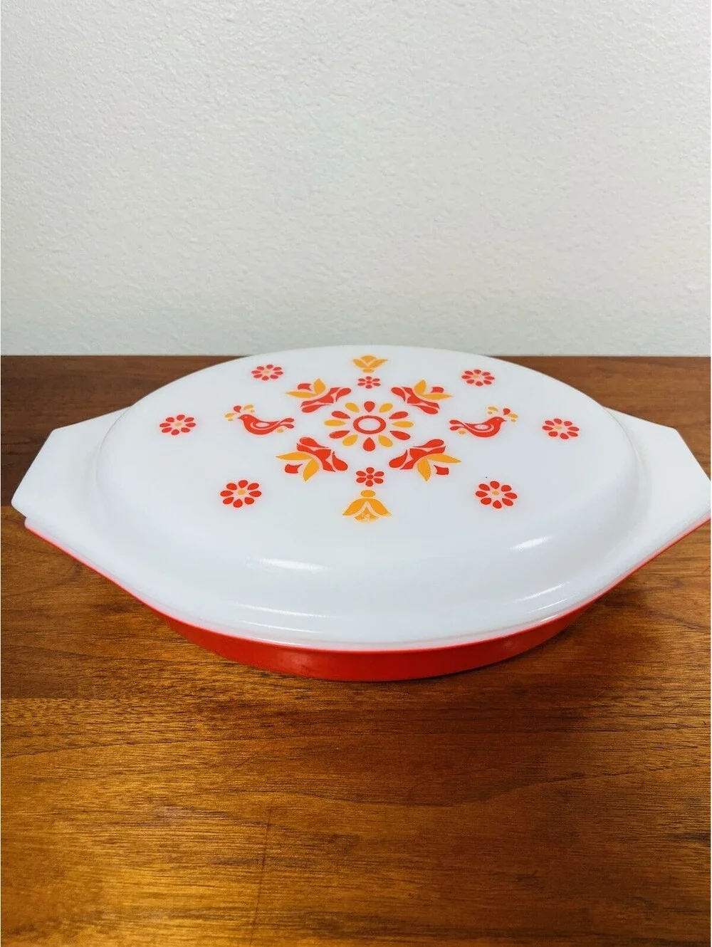 Pyrex vintage friendship